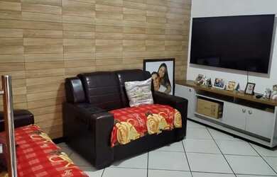 Imagem 2: P7 vendo casa em goiabeiras