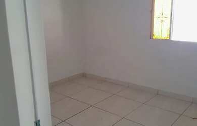 Imagem 4: Aluga-se casa no bairro sagrada família em montes Claros mg