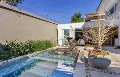 Imagem 2: Casa em Condomínio Fechado em Santa Felicidade