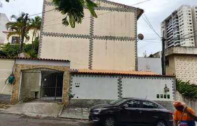 Imagem: O apartamento possui 2 Dormitórios, 3 Banheiros, 1 Vaga na