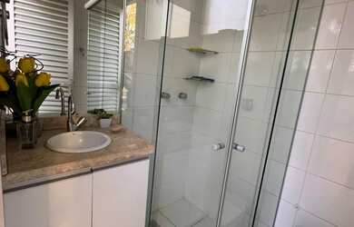 Imagem 11: Aluguel de Sobrado Mobiliado no Condomínio Belvedere 1 para alugar, 3 suítes espaçosas