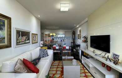 Imagem: O apartamento possui 3 Dormitórios, 3 Banheiros, 2 Vagas na