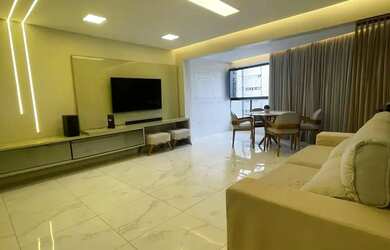 Imagem: O apartamento possui 3 Dormitórios, 2 Banheiros, 2 Vagas na