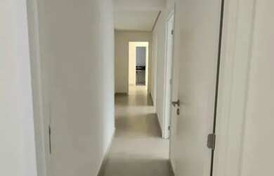 Imagem 12: Viva o luxo e a exclusividade no Edf. Raul Santana, um alto padrão localizado na Ponta Ver