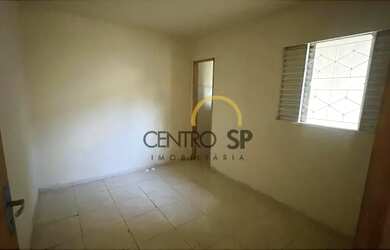 Imagem: A casa possui 1 Dormitório, 1 Banheiro e 50m² de Área e está