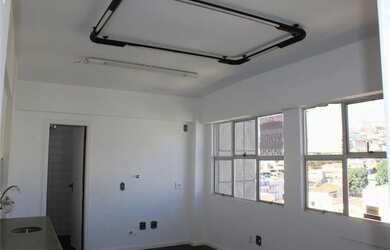 Imagem: O depósito possui 29m² de Área e está localizado em Centro