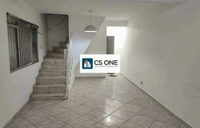 Imagem: A casa possui 4 Dormitórios, 3 Banheiros, 2 Vagas na garagem