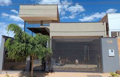 Imagem: A casa em condomínio possui 3 Dormitórios, 3 Banheiros, 2