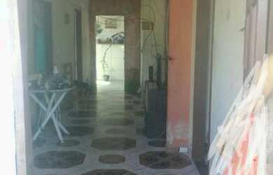 Imagem: A casa possui 3 Dormitórios, 3 Banheiros, 1 Vaga na garagem