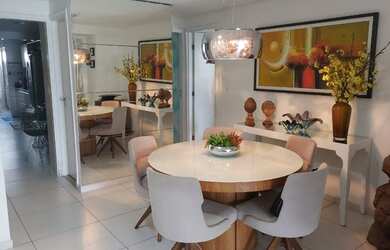 Imagem: O apartamento possui 3 Dormitórios e 2 Vagas na garagem e está