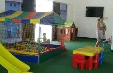 Imagem: O apartamento possui 1 Dormitório, 1 Vaga na garagem e está