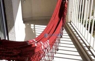 Imagem: O apartamento possui 3 Dormitórios, 1 Banheiro, 2 Vagas na