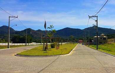 Imagem: O terreno está localizado em Caxito, Maricá à venda por R$79.990