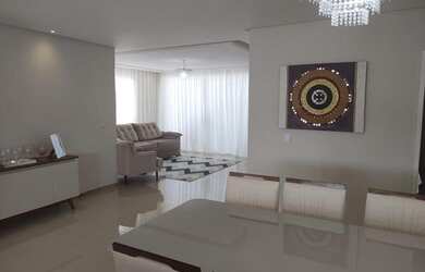 Imagem: A casa em condomínio possui 3 Dormitórios, 3 Banheiros, 2