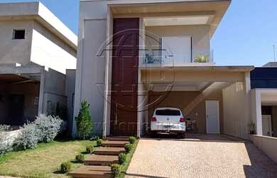 Imagem: A casa em condomínio possui 3 Dormitórios, 4 Banheiros, 4