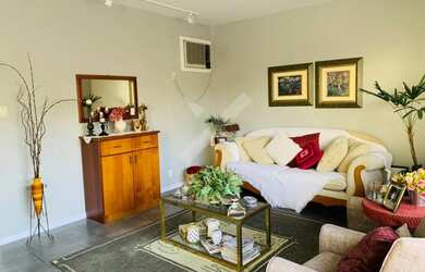 Imagem 1: PORTO ALEGRE - Casa Padrão - Tres Figueiras