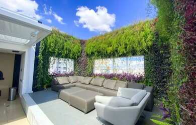 Imagem: O apartamento possui 4 Dormitórios, 5 Banheiros, 5 Vagas na