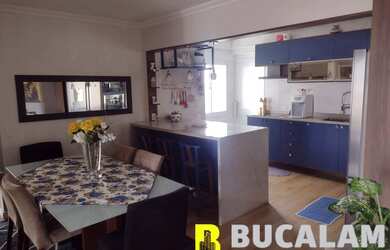 Imagem: O apartamento possui 3 Dormitórios, 2 Banheiros, 2 Vagas na