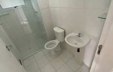 Imagem: O apartamento possui 2 Dormitórios, 1 Banheiro e 2 Vagas na