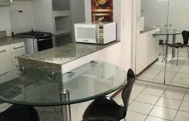 Imagem: O apartamento possui 1 Dormitório, 1 Banheiro, 1 Vaga na garagem