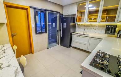 Imagem 13: Casa no condomínio Maui. Piscina, Varanda, 430m² de Áreae4 Vagas na...