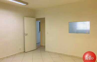 Imagem: O depósito possui 130m² de Área e está localizado em Jardim