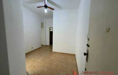 Imagem: O apartamento possui 1 Dormitório, 1 Banheiro, 40m² de Área