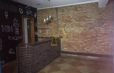 Imagem: O depósito possui 225m² de Área e está localizado em Alto