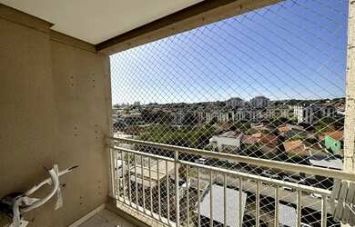 Imagem: A casa possui 3 Dormitórios, 1 Banheiro, 1 Vaga na garagem