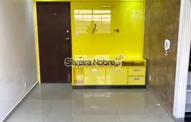 Imagem: O apartamento possui 3 Dormitórios, 1 Banheiro, 1 Vaga na garagem