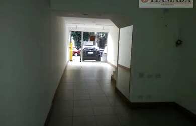 Imagem: O depósito possui 1 Vaga na garagem, 90m² de Área e está