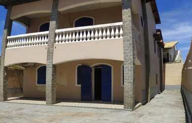 Imagem: A casa possui 5 Dormitórios, 5 Vagas na garagem e está localizado