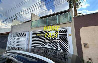 Imagem: A casa possui 3 Dormitórios, 3 Banheiros, 110m² de Área