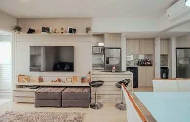 Imagem: O apartamento possui 2 Dormitórios, 2 Banheiros, 2 Vagas na