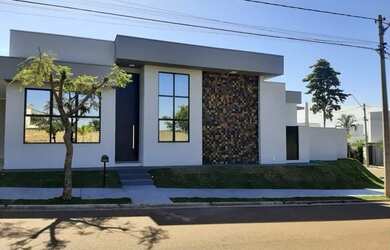 Imagem: A casa em condomínio possui 3 Dormitórios, 4 Banheiros, 148m²