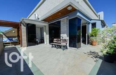 Imagem: O apartamento na cobertura possui 4 Dormitórios, 3 Banheiros