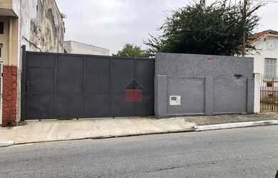 Imagem: O terreno possui 270m² de Área e está localizado em Vila