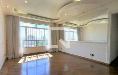 Imagem: O apartamento possui 3 Dormitórios, 2 Banheiros, 1 Vaga na