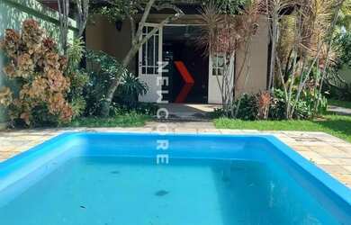 Imagem: A casa em condomínio possui 4 Dormitórios, 4 Banheiros, 3