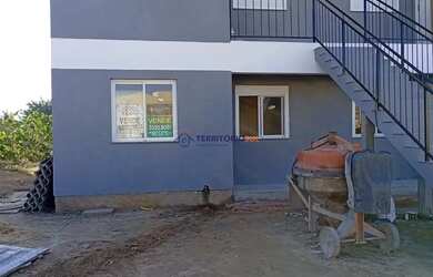 Imagem: A casa possui 2 Dormitórios, 1 Banheiro, 1 Vaga na garagem