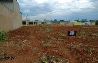 Imagem: O terreno possui 250m² de Área e está localizado em Loteamento