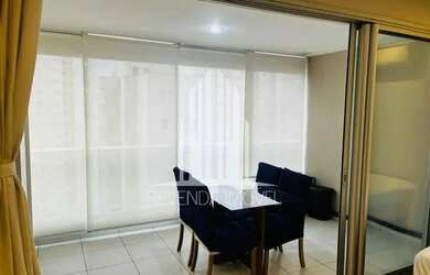 Imagem: O apartamento possui 1 Dormitório, 1 Banheiro, 1 Vaga na garagem