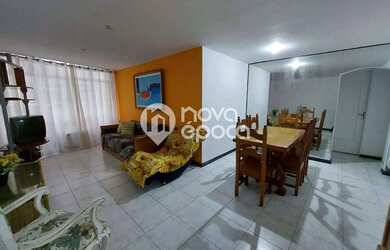 Imagem: O apartamento possui 3 Dormitórios, 3 Banheiros, 102m² de