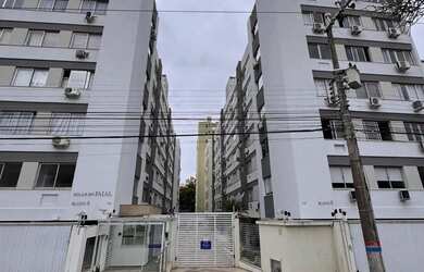 Imagem 2: Apartamento a venda de 3 dormitórios no centro de Florianópolis/SC