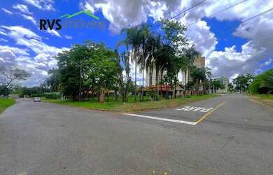 Imagem: O terreno possui 470m² de Área e Imóvel novo e está localizado