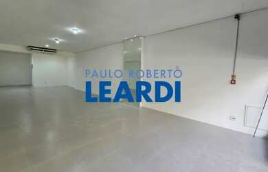 Imagem: O depósito possui 82m² de Área e Imóvel novo e está localizado