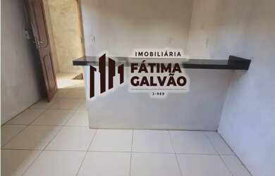 Imagem: A casa possui 3 Dormitórios, 3 Banheiros, 1 Vaga na garagem