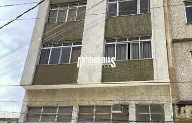 Imagem: O apartamento possui 1 Dormitório, 1 Banheiro, 38m² de Área