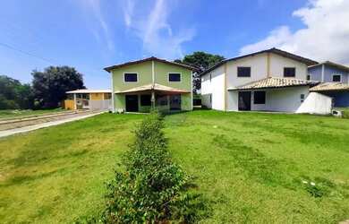 Imagem: A casa em condomínio possui 2 Dormitórios, 3 Banheiros, 97m²