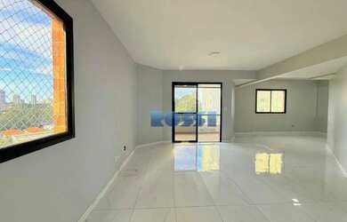 Imagem: O apartamento possui 3 Dormitórios, 5 Banheiros, 3 Vagas na